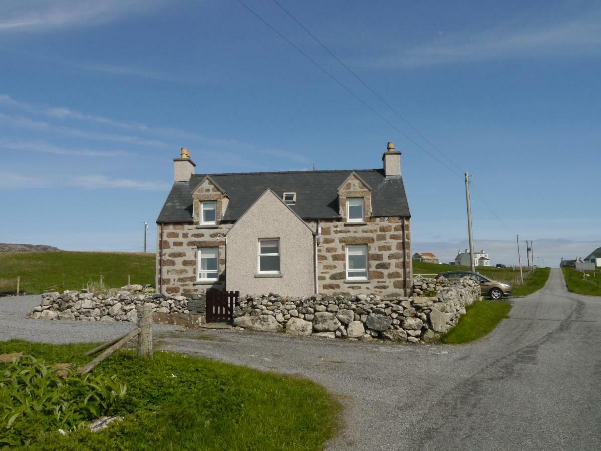 Sineag'S Cottage Pollachara Exterior foto